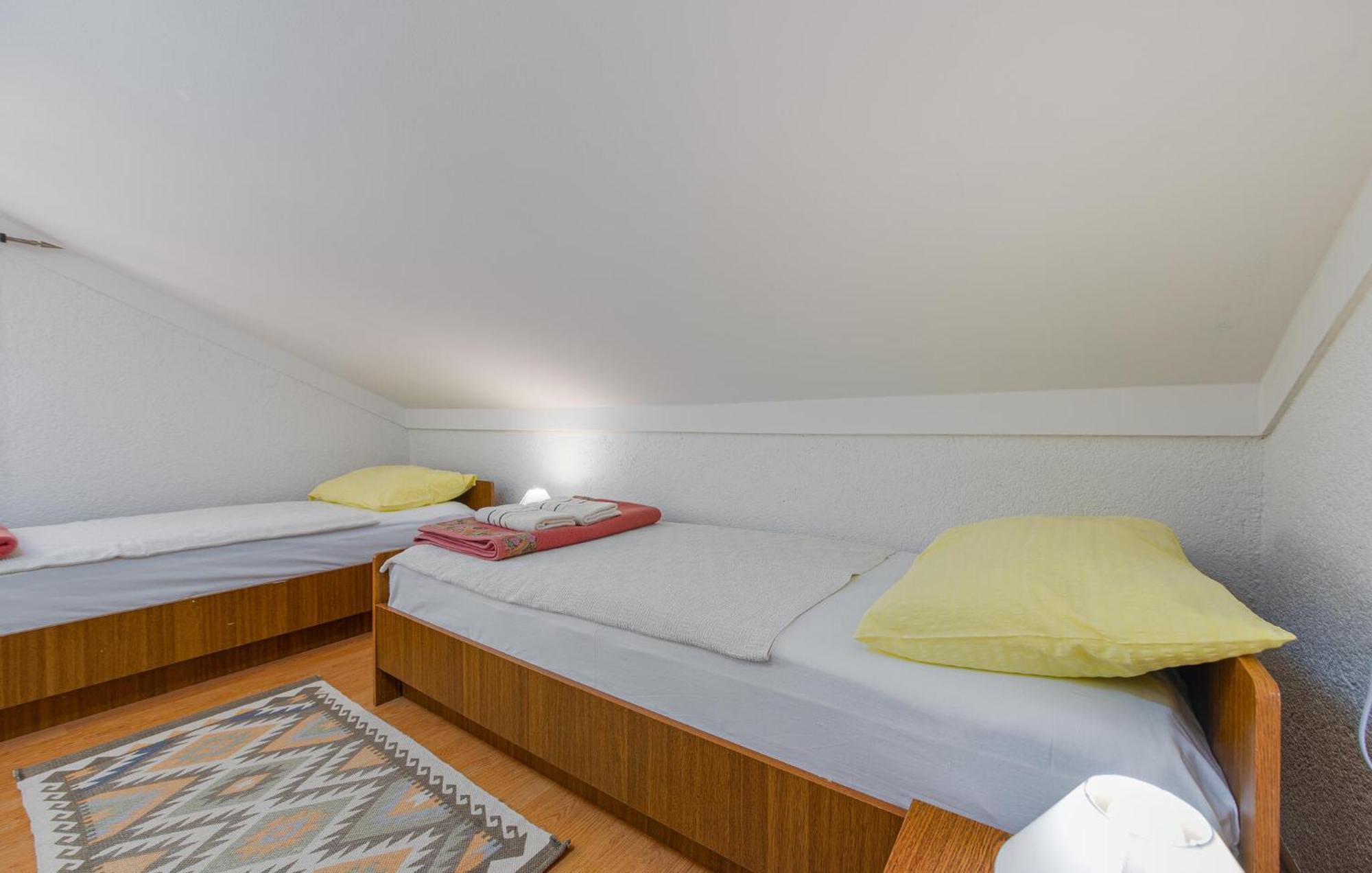 Nice Apartment In Potocnica With House Sea View Borovići Eksteriør bilde